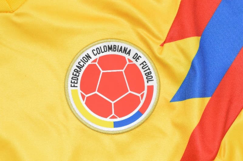 AAA(Thailand) Columbia 1990 Home Women Cropped Soccer Jersey