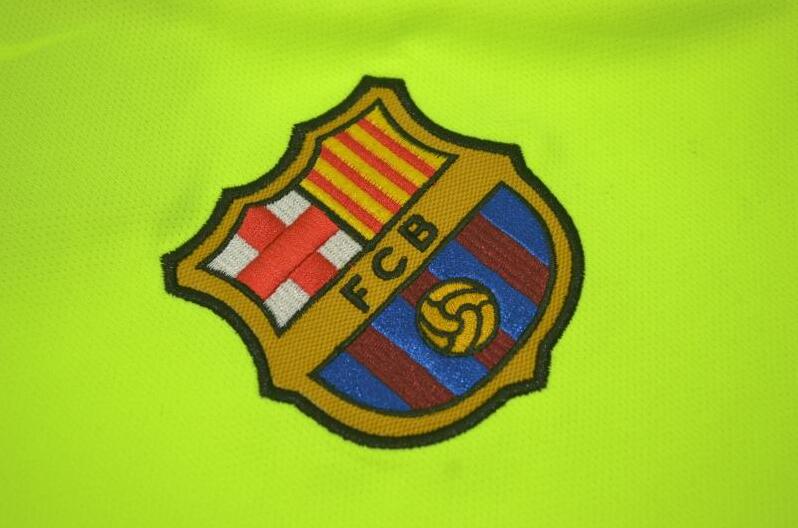 AAA(Thailand) Barcelona 2005/06 Away Retro Soccer Jersey