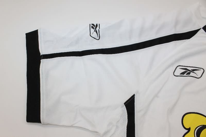 AAA(Thailand) Colo Colo 2005 Home Retro Soccer Jersey