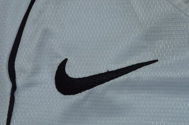 AAA(Thailand) Corinthians 2005 Home Retro Soccer Jersey