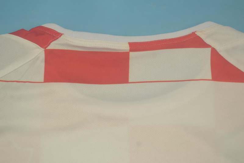 AAA(Thailand) Croatia 2002 Home Retro Soccer Jersey