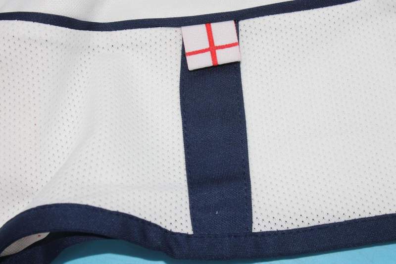 AAA(Thailand) England 2002 Home Retro Soccer Jersey