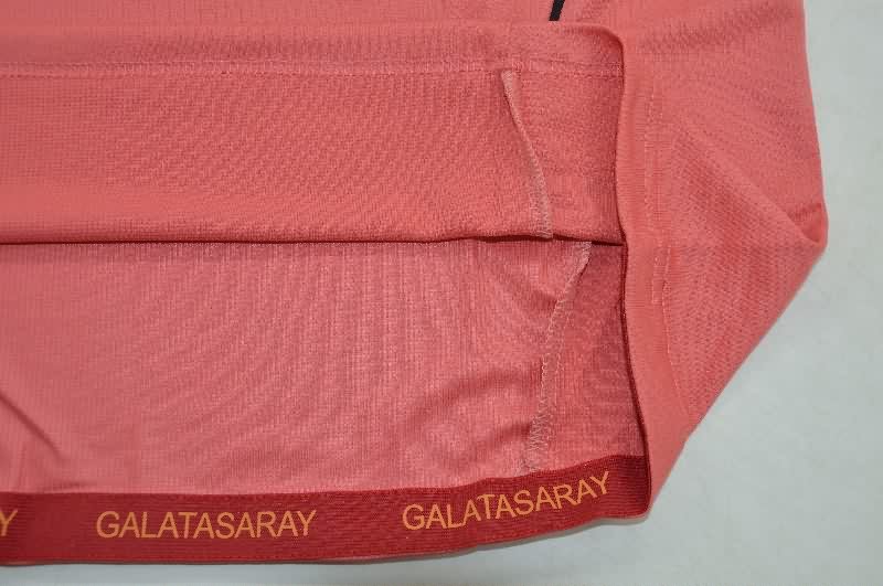AAA(Thailand) Galatasaray 2010/11 Third Retro Soccer Jersey