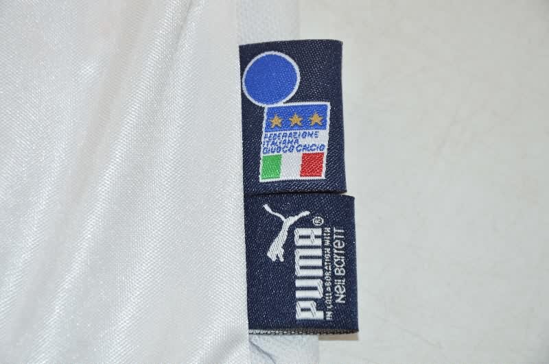 AAA(Thailand) Italy 2004 Away Retro Soccer Jersey