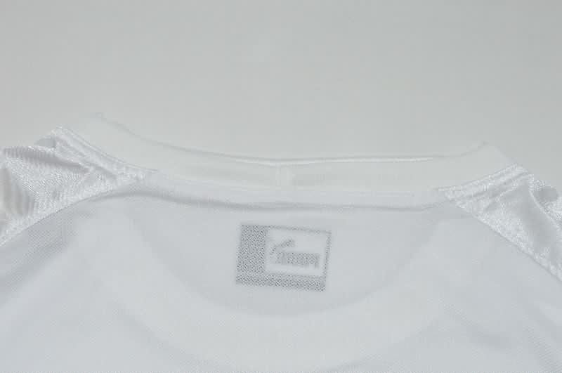 AAA(Thailand) Italy 2004 Away Retro Soccer Jersey