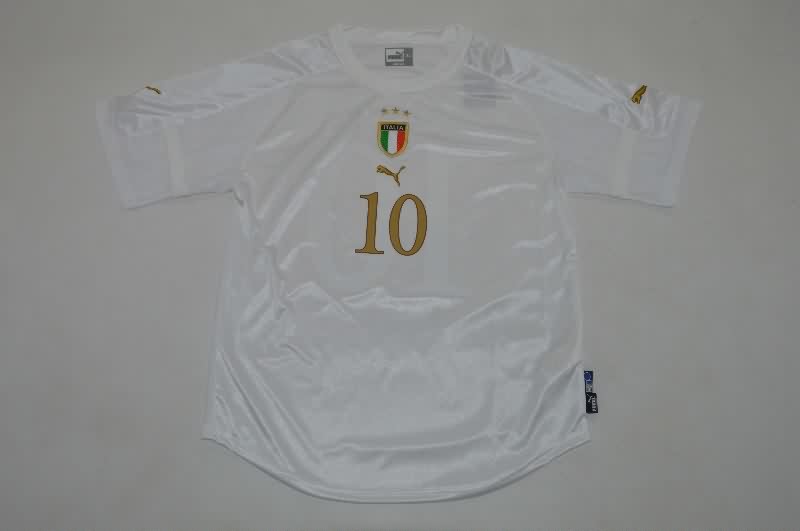 AAA(Thailand) Italy 2004 Away Retro Soccer Jersey