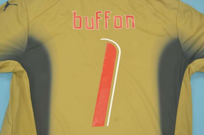 AAA(Thailand) Italy 2006 Goalkeeper Gold Retro soccer Jersey