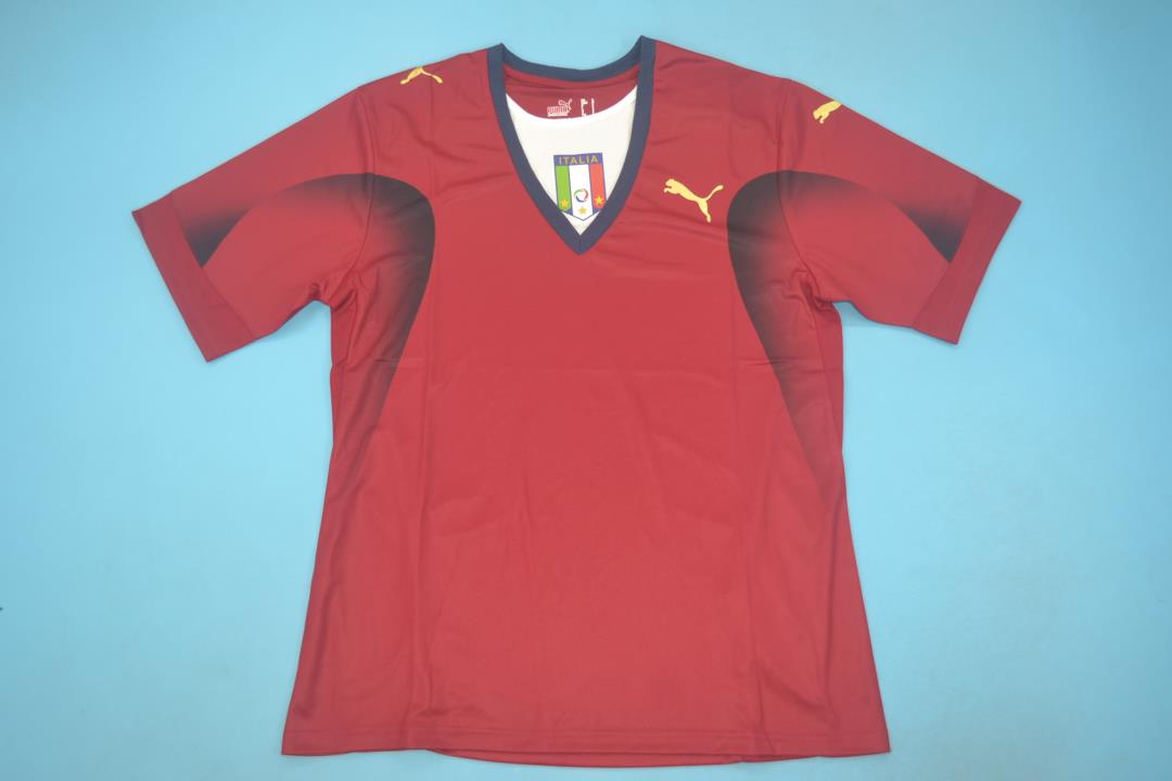 AAA(Thailand) Italy 2006 Goalkeeper Red Retro soccer Jersey