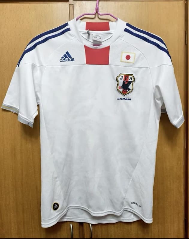 AAA(Thailand) Japan 2010 Away Retro Soccer Jersey AAA(Thailand) Japan 2010 Away Retro Soccer Jersey