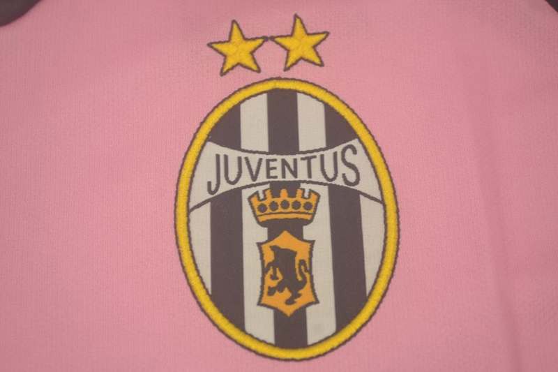 AAA(Thailand) Juventus 2002/03 Goalkeeper Pink Retro Soccer Jersey
