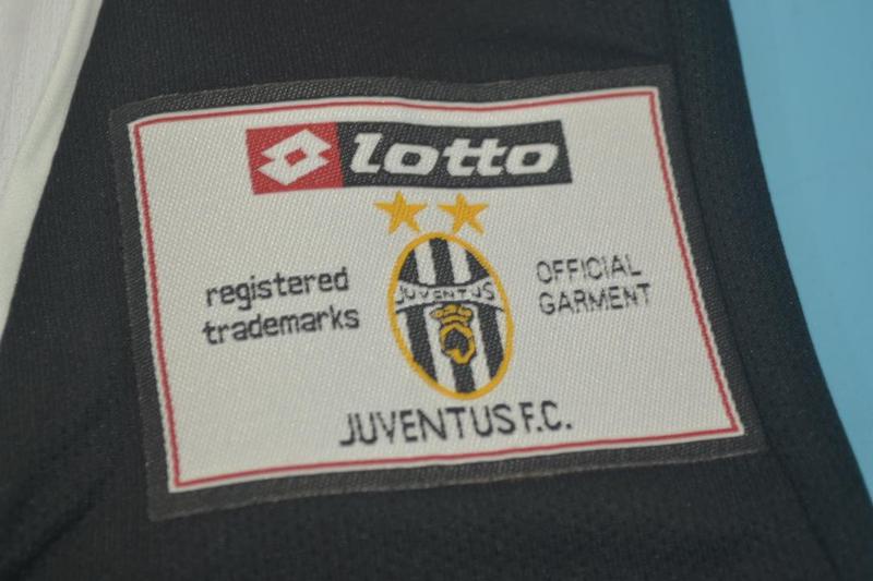 AAA(Thailand) Juventus 2002/03 Home Retro Soccer Jersey