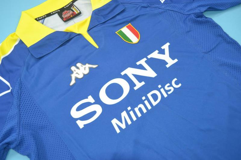 AAA(Thailand) Juventus 1997/98 Third Retro Soccer Jersey