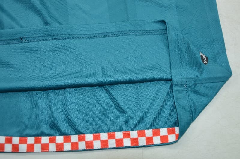 AAA(Thailand) Liverpool 2008/09 Away Retro Soccer Jersey