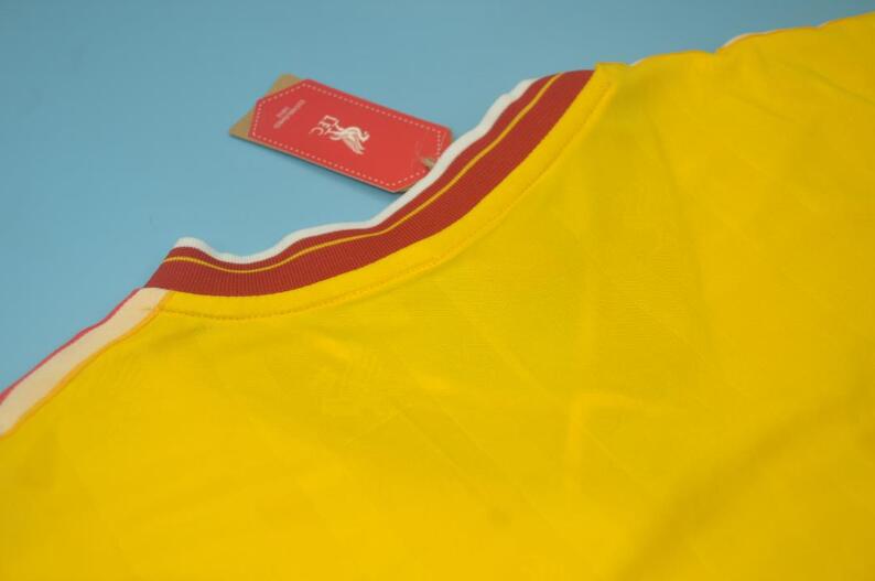 AAA(Thailand) Liverpool 1985/86 Third Retro Soccer Jersey