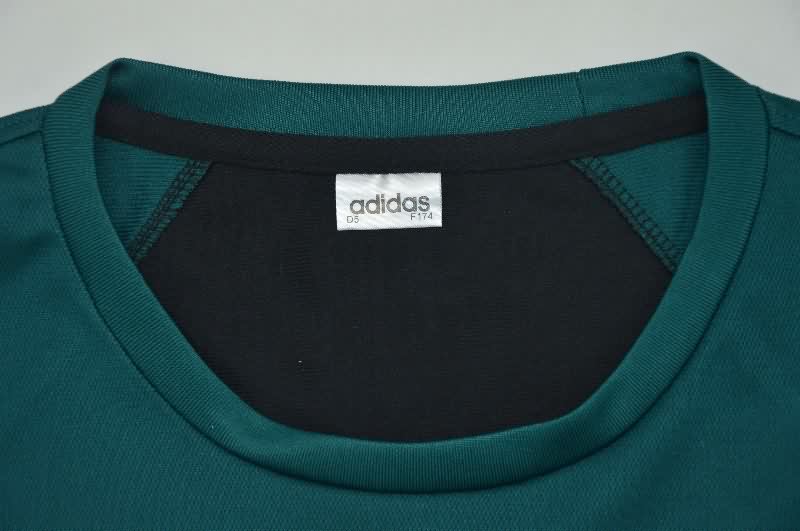 AAA(Thailand) Liverpool 1995/96 Training Retro Soccer Jersey