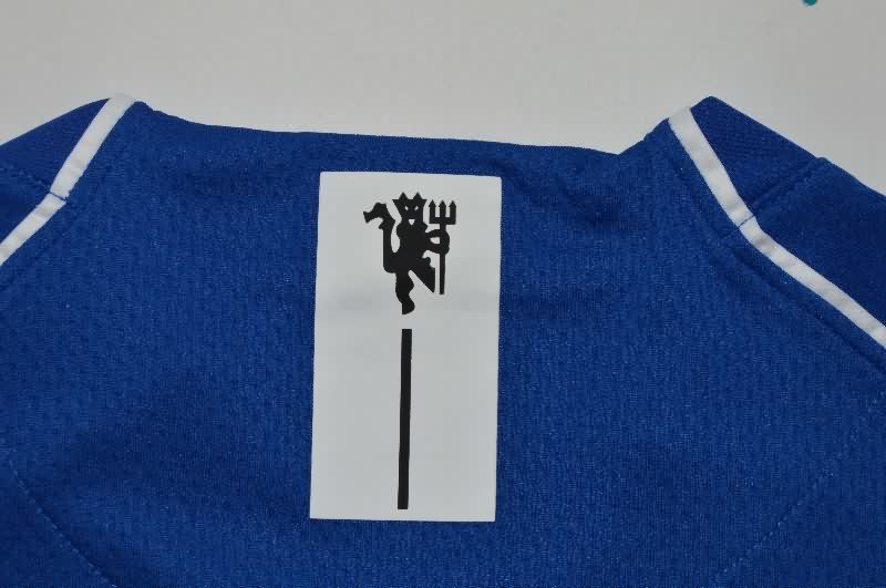 AAA(Thailand) Manchester United 2007/08 Goalkeeper Blue LS Retro Soccer Jersey