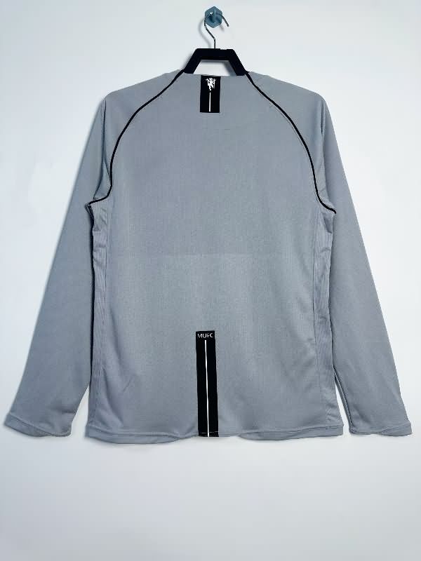AAA(Thailand) Manchester United 2007/08 Goalkeeper Grey LS Retro Soccer Jersey