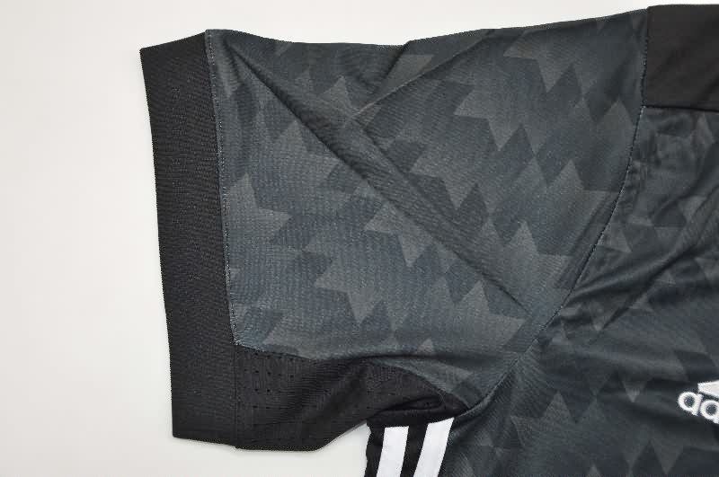 AAA(Thailand) Manchester United 2017/18 Away Retro Soccer Jersey