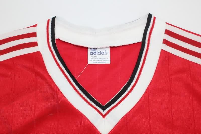 AAA(Thailand) Manchester United 1983 Home FA Final Retro Soccer Jersey