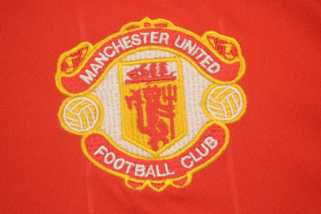 AAA(Thailand) Manchester United 1983/84 Home Retro Soccer Jersey