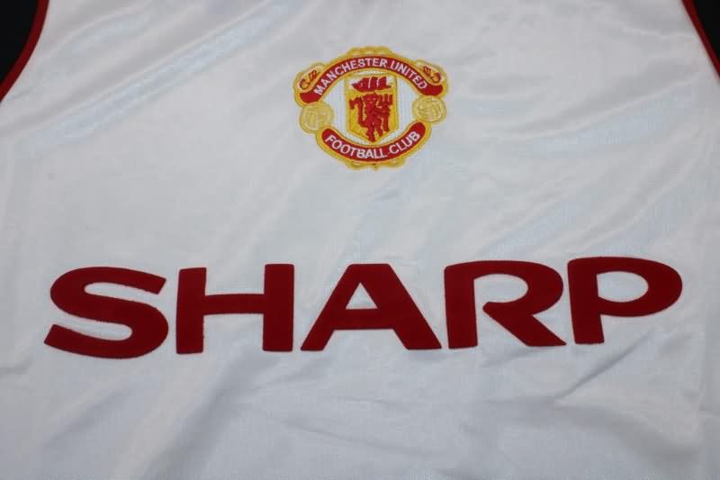 AAA(Thailand) Manchester United 1984/86 Away Retro Soccer Jersey