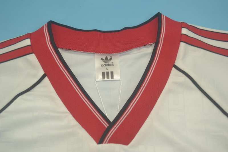 AAA(Thailand) Manchester United 1988/90 Away Retro Soccer Jersey