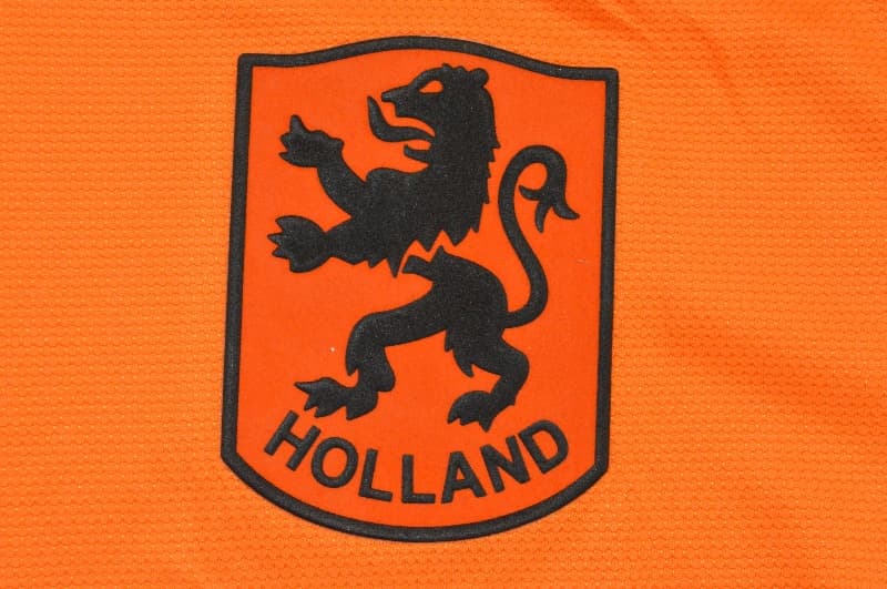 AAA(Thailand) Netherlands 1980 Home Retro Soccer Jersey