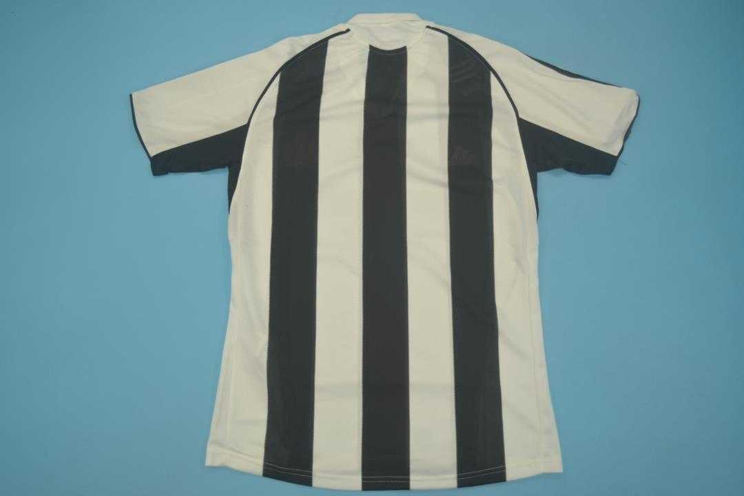 AAA(Thailand) Newcastle United 2005/06 Home Retro Soccer Jersey