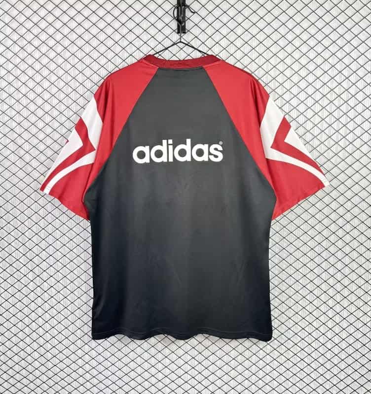 AAA(Thailand) Newcastle United 1995/96 Training Retro Soccer Jersey