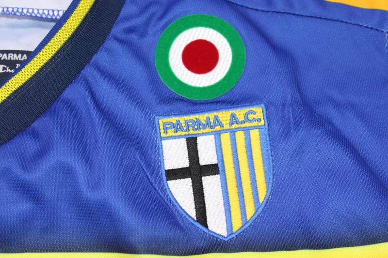 AAA(Thailand) Parma 2002/03 Home Retro Soccer Jersey