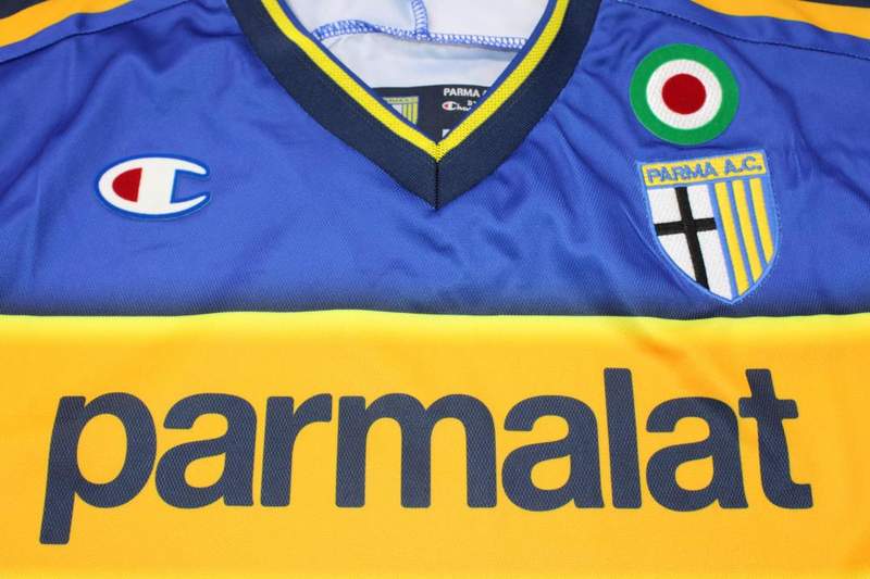 AAA(Thailand) Parma 2002/03 Home Retro Soccer Jersey