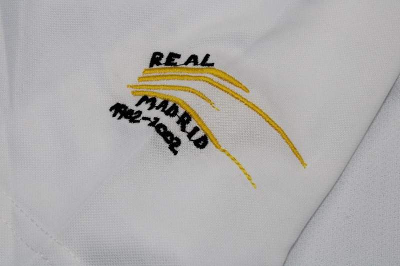 AAA(Thailand) Real Madrid 2002/03 Cup Home Retro Soccer Jersey