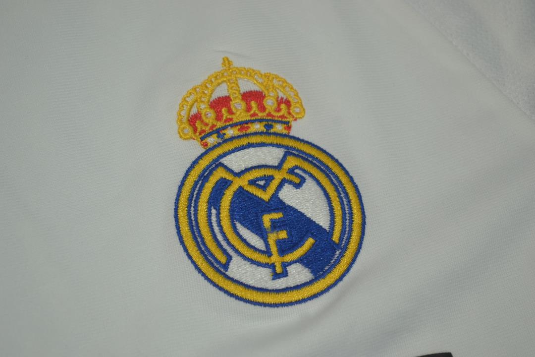 AAA(Thailand) Real Madrid 2005/06 Home Retro Soccer Jersey