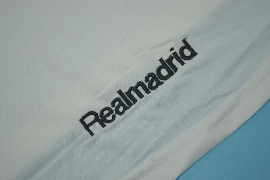 AAA(Thailand) Real Madrid 2005/06 Home Retro Soccer Jersey