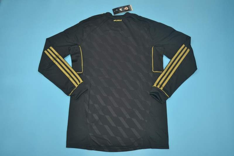 AAA(Thailand) Real Madrid 2011/12 Away Retro Soccer Jersey(L/S)