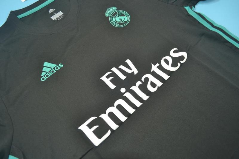 AAA(Thailand) Real Madrid 2017/18 Away Retro Soccer Jersey