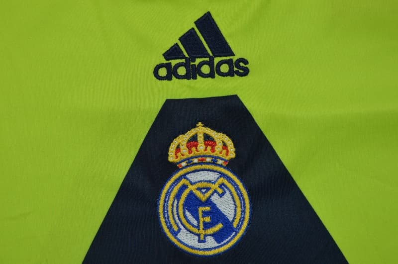 AAA(Thailand) Real Madrid 1999/00 Goalkeeper Long Retro Soccer Jersey