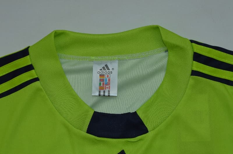 AAA(Thailand) Real Madrid 1999/00 Goalkeeper Long Retro Soccer Jersey