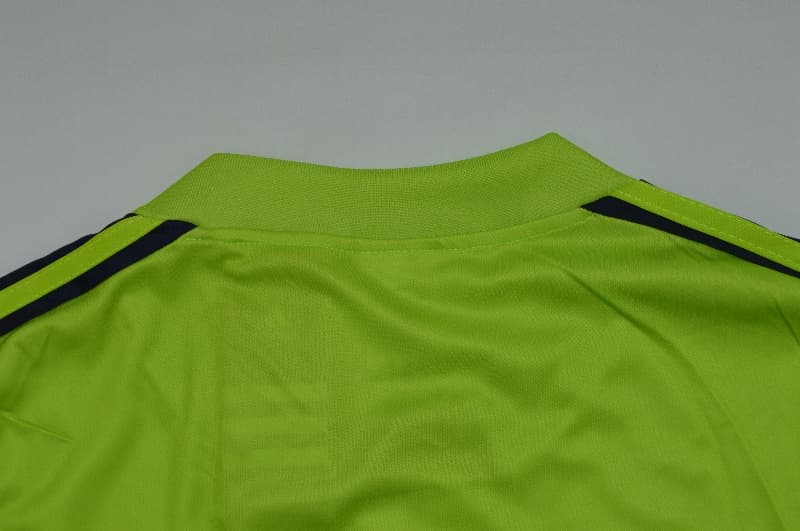 AAA(Thailand) Real Madrid 1999/00 Goalkeeper Long Retro Soccer Jersey