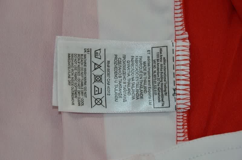 AAA(Thailand) Southampton 2015/16 Home Retro Soccer Jersey