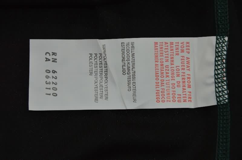 AAA(Thailand) Sporting Lisbon 2002/03 Away Retro Soccer Jersey