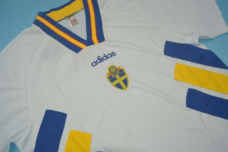 AAA(Thailand) Sweden 1994 Away Retro Soccer Jersey