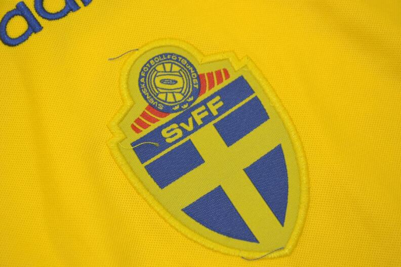 AAA(Thailand) Sweden 1994 Home Retro Soccer Jersey