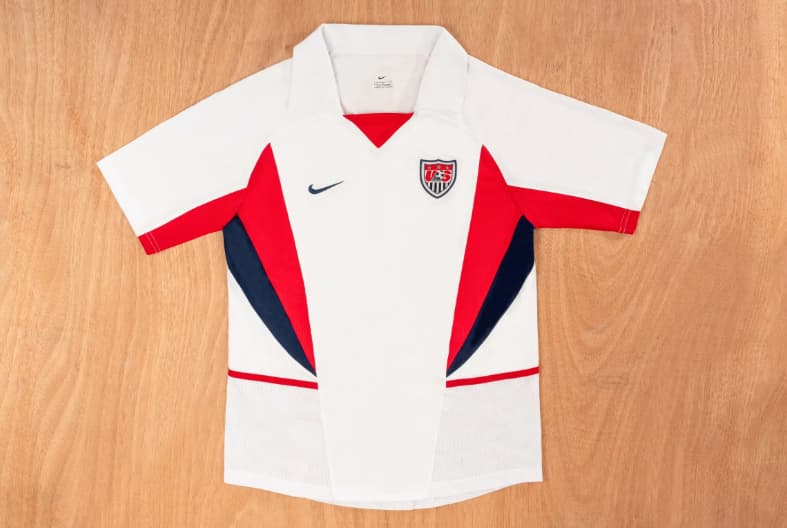 AAA(Thailand) USA 2002 Home Retro Soccer Jersey