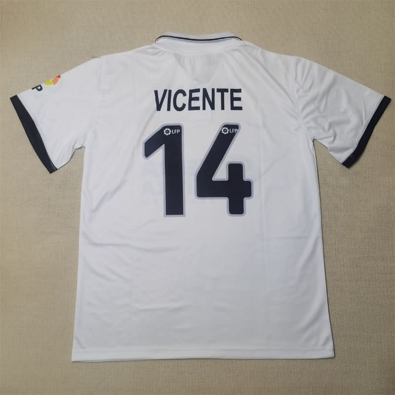 AAA(Thailand) Valencia 2002/03 Home Retro Soccer Jersey