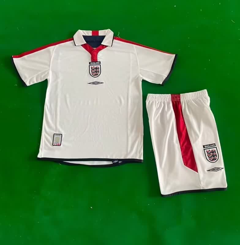 England 2004 Kids Home Soccer Jersey And Shorts England 2004 Kids Home Soccer Jersey And Shorts