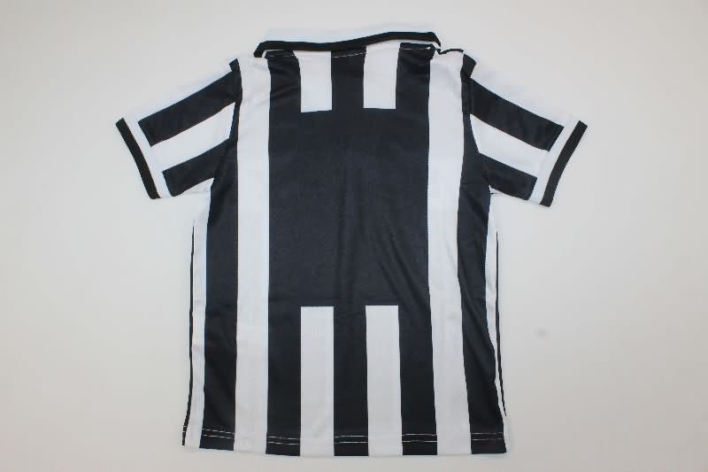 Juventus 1995/96 Kids Home Soccer Jersey And Shorts