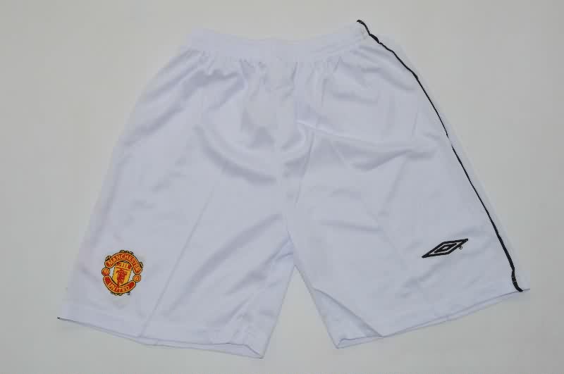 Manchester United 2000/02 Kids Home Soccer Jersey And Shorts