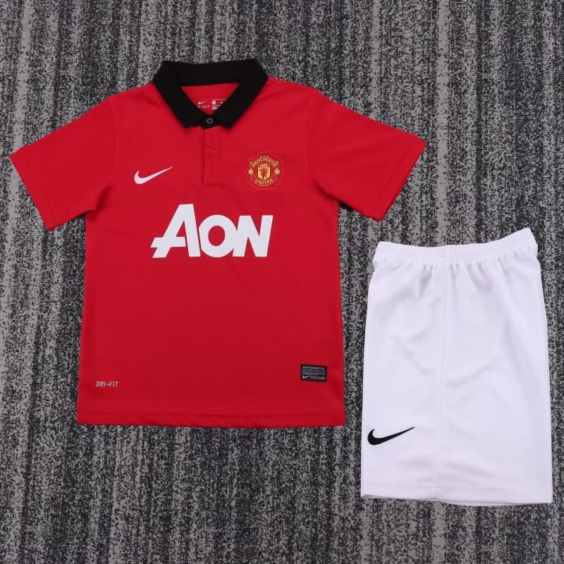 Manchester United 2013/14 Kids Home Soccer Jersey And Shorts Manchester United 2013/14 Kids Home Soccer Jersey And Shorts