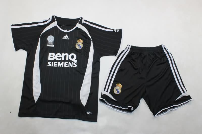 Real Madrid 2006/07 Kids Away Soccer Jersey And Shorts